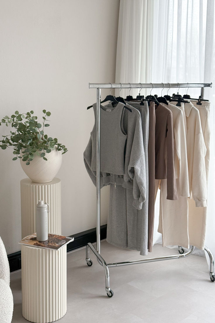Objects & Accents